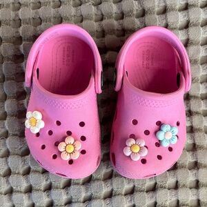 CROCS Toddler Pink Sandals with Flower Charms